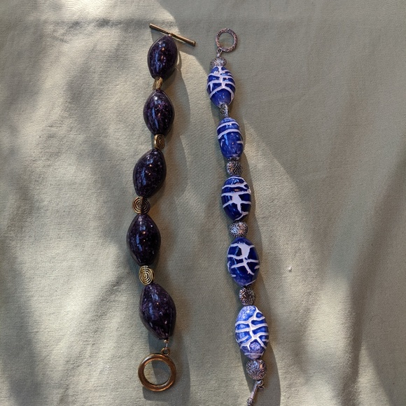 Lot of 2 Bracelets - Picture 1 of 1